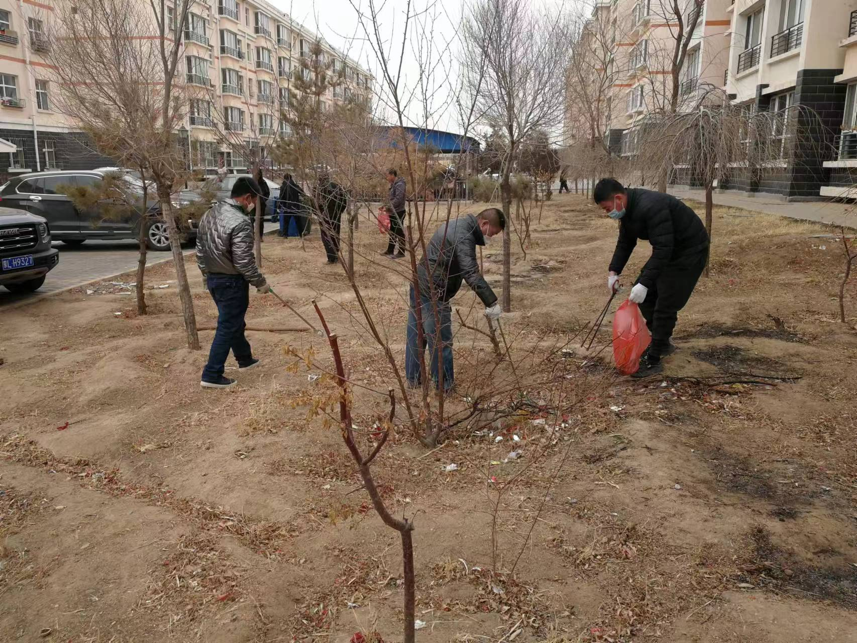乌拉特中旗司法局组织社区矫正对象积极参与创城活动.png