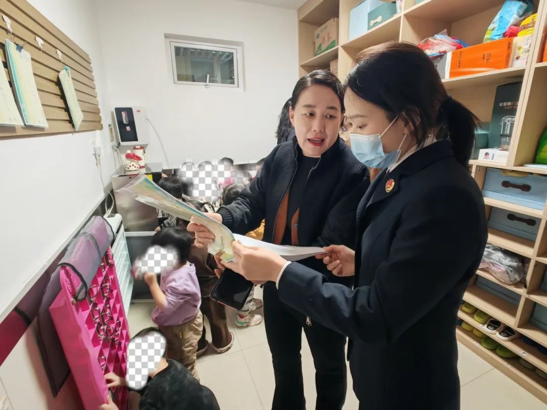 凝聚多方合力，检察官开展校园安全大排查 44.jpg