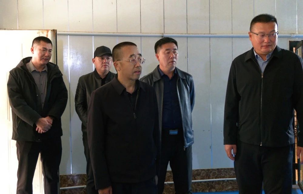 崔景翔到海流图镇调研督导“一镇一品、一村一品、庭院经济”和重大项目开春即开工工作 11.jpg